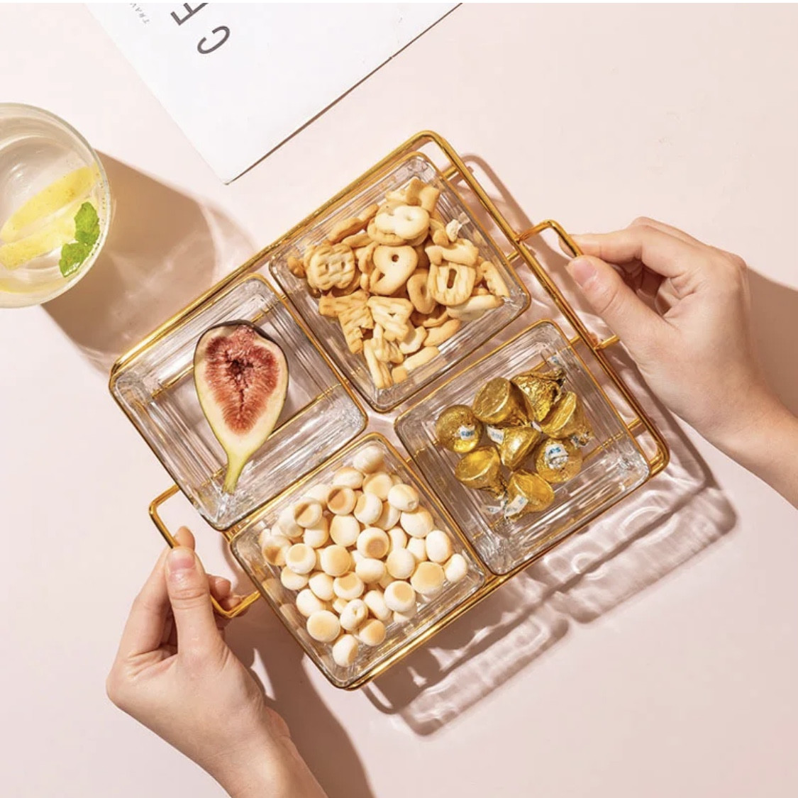 Մատուցարան ապակյա տարաներով 4 կտոր, изображение 2